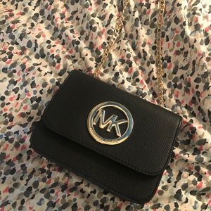 MK cross body